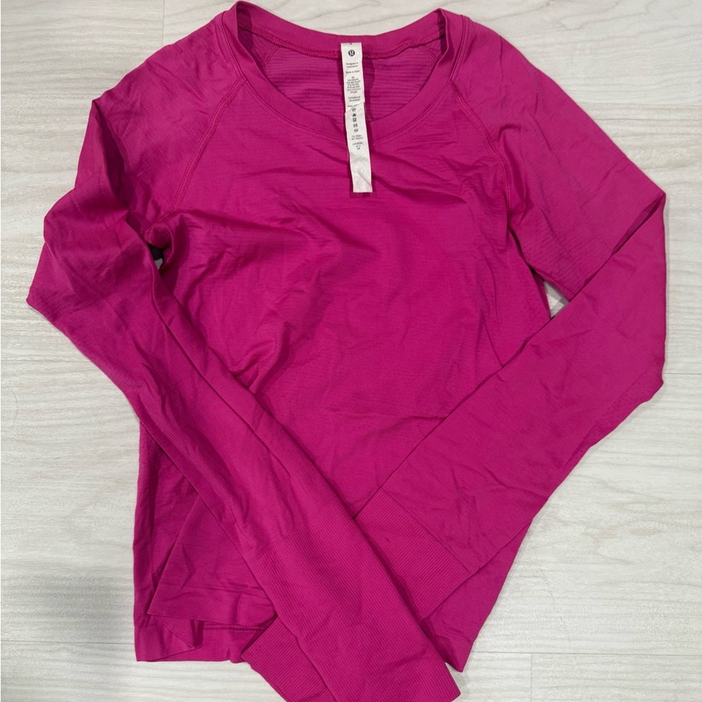 Lululemon Athletica Fuchsia Long Sleeve Top